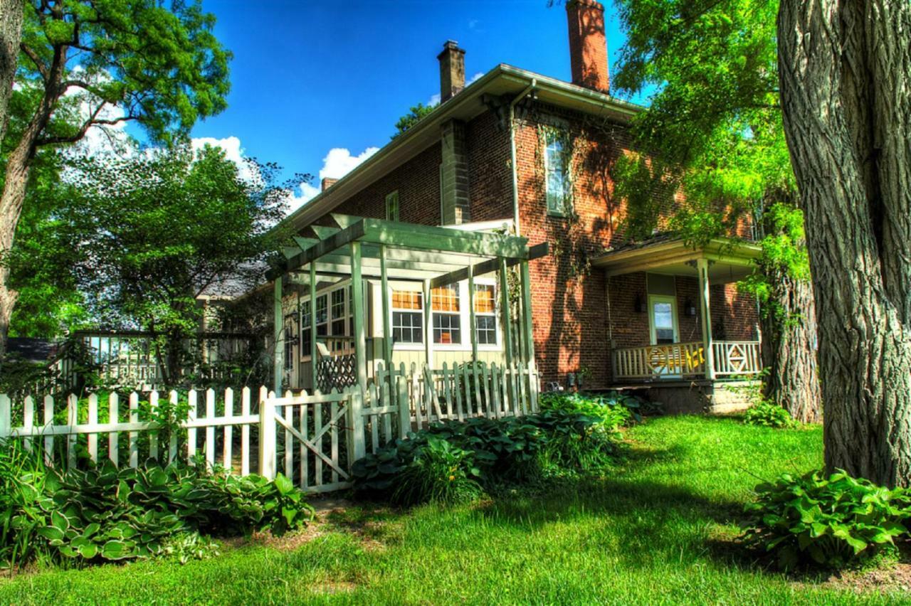 Emma'S Bed And Breakfast Springfield Exterior photo